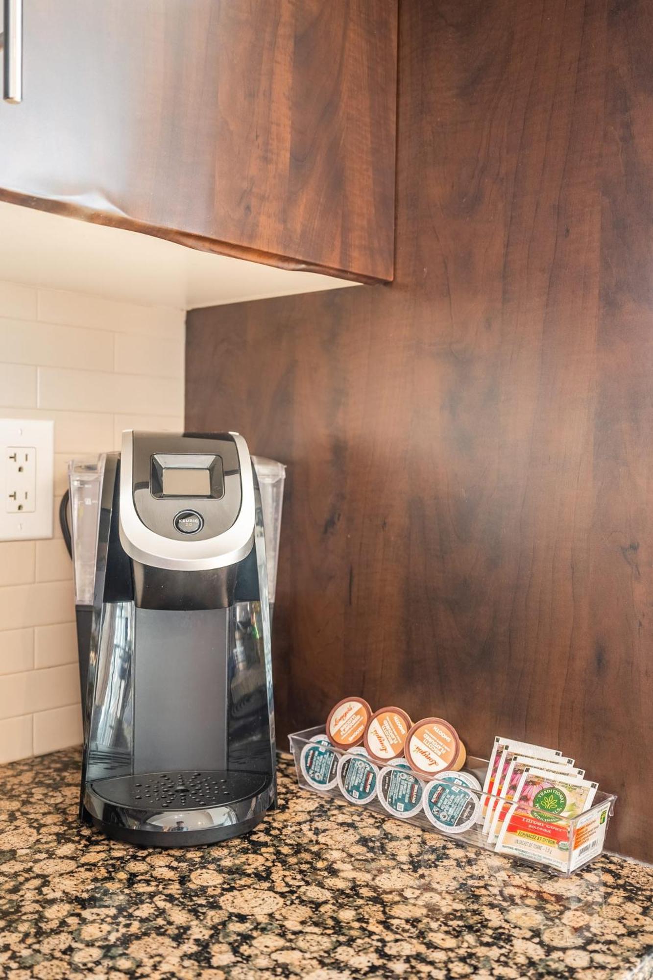 1Br Luxury Condo - Downtown Toronto Exteriör bild