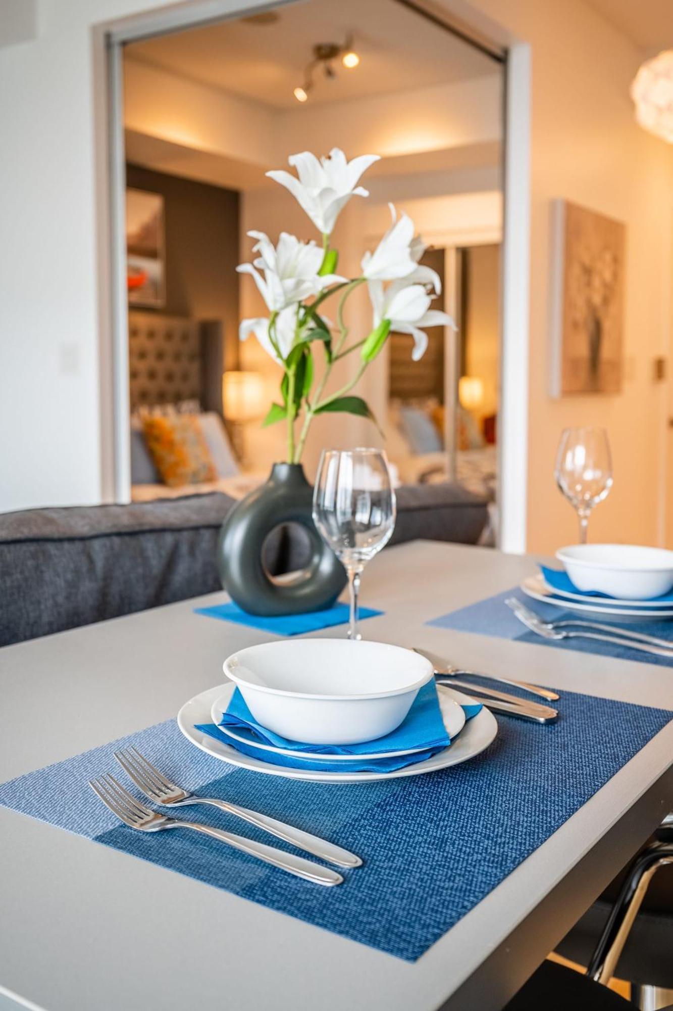 1Br Luxury Condo - Downtown Toronto Exteriör bild